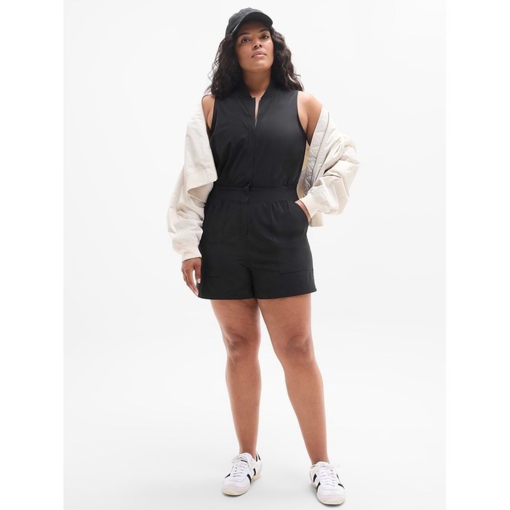 Athleta Brooklyn Utility Romper Jumpsuit Black Sleeveless Zip Front Size 14